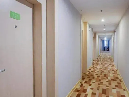 Нанкин: Motel Hotel (Nanjing Gulou subway station)