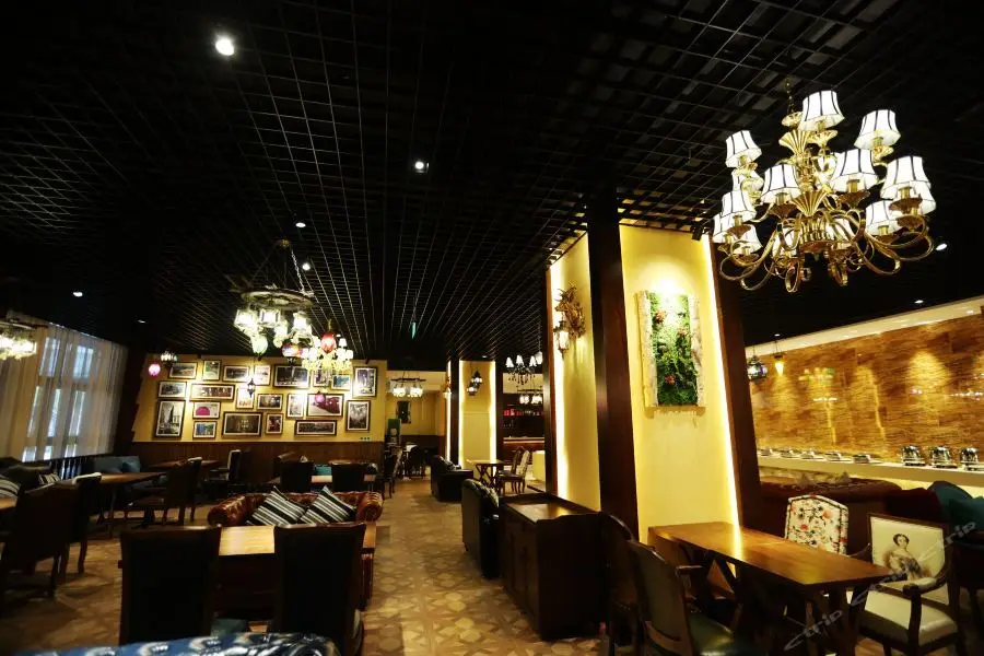 Нинбо: Rezen Hotel Wanda Plaza Tianwei Art Hotel