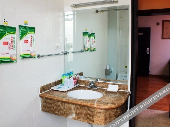 Лючжоу: Dalongmen Hotel