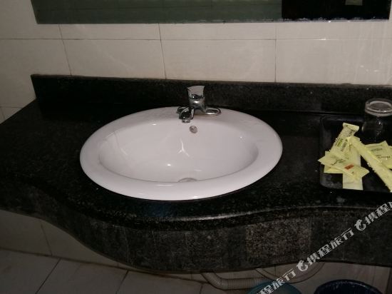 Чунцин: Lianglu Business Hostel