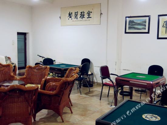 Чэнду: Xiangzhu Lilu Homestay (Jiezi Ancient Town Shop)