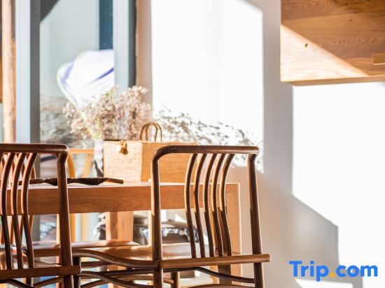 Чэнду: Xiangzhu Lilu Homestay (Jiezi Ancient Town Shop)
