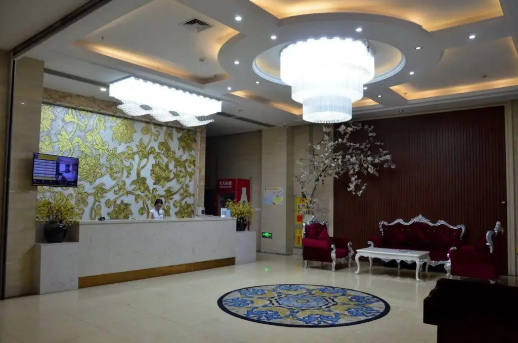 Tiantian Fishing Port International Hotel (Jingdezhen Diwang) — фото 1