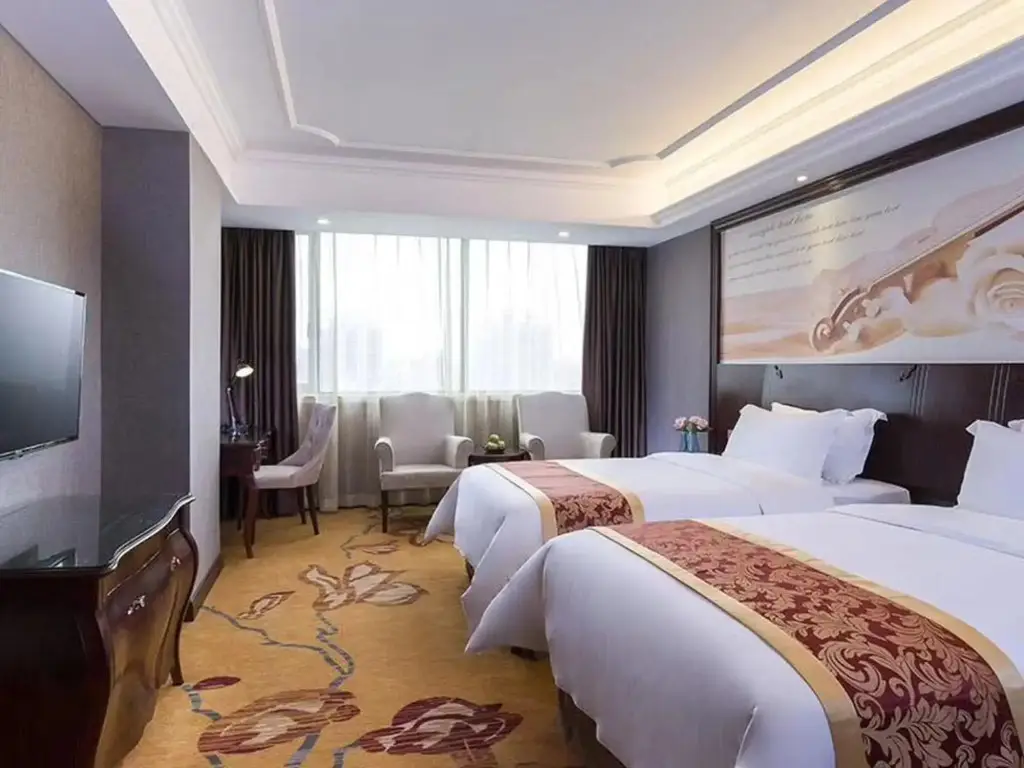 Гуанчжоу: Vienna International Hotel Tong De Wei Branch