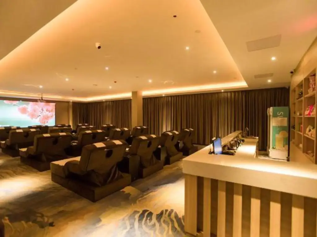 Лункоу: Huifeng Hotel