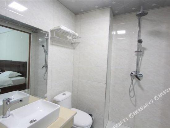 Чжанцзяцзе: Tianyi Hotel Zhangjiajie