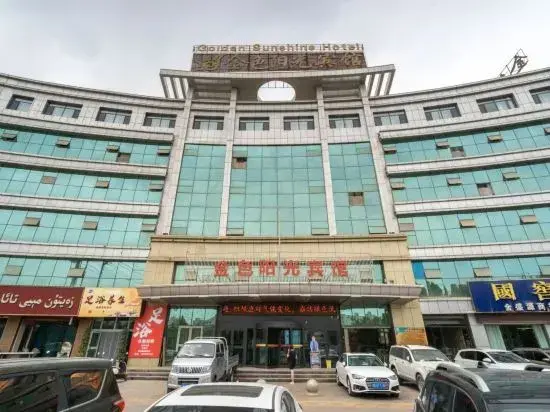 Куча: Jinse Yangguang Motel