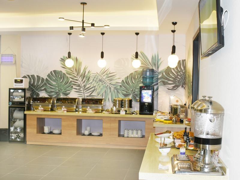 Уси: GreenTree Inn (Wuxi Xinqu High-speed Rail Station)