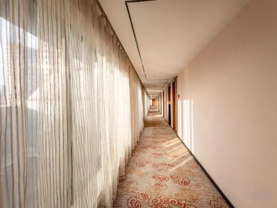 Уси: P & E Hotel (Wuxi New District Xinzhicheng)
