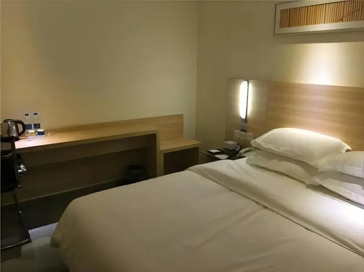 Гуанчжоу: City Comfort Inn Guangzhou Tiyu West Road Metro Station