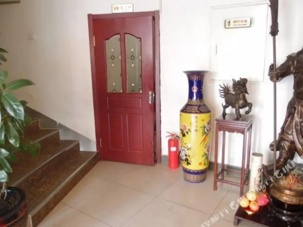 Далянь: Qianyuan Hotel (Dalian Xi'an Road Shop)