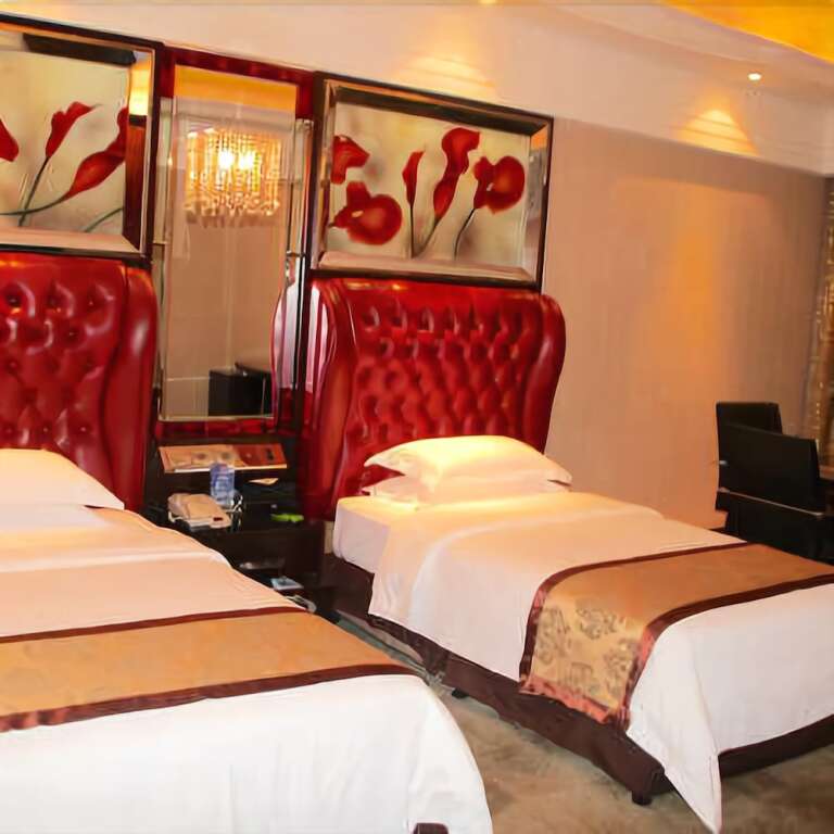 Чжэнчжоу: Oriental Venice Water World Hotel
