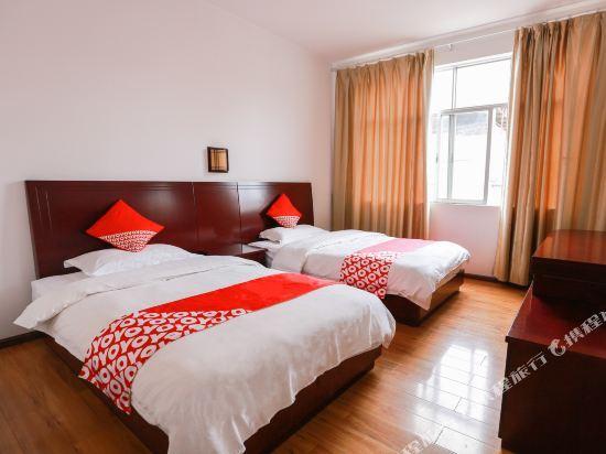 Дали: Shuanghong Hotel