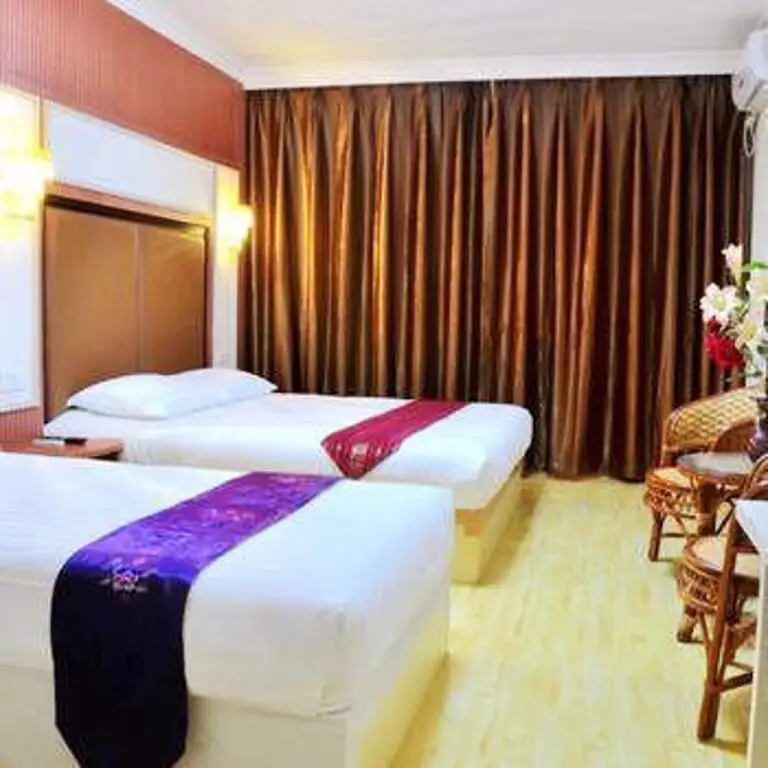Далянь: Ya'an Hotel Dalian
