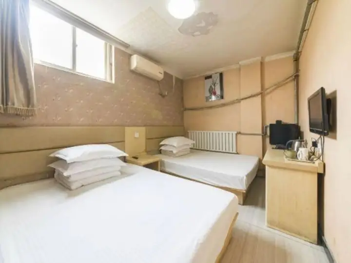 Цзинань: Jinyi Hotel (Jinan Railway Station)
