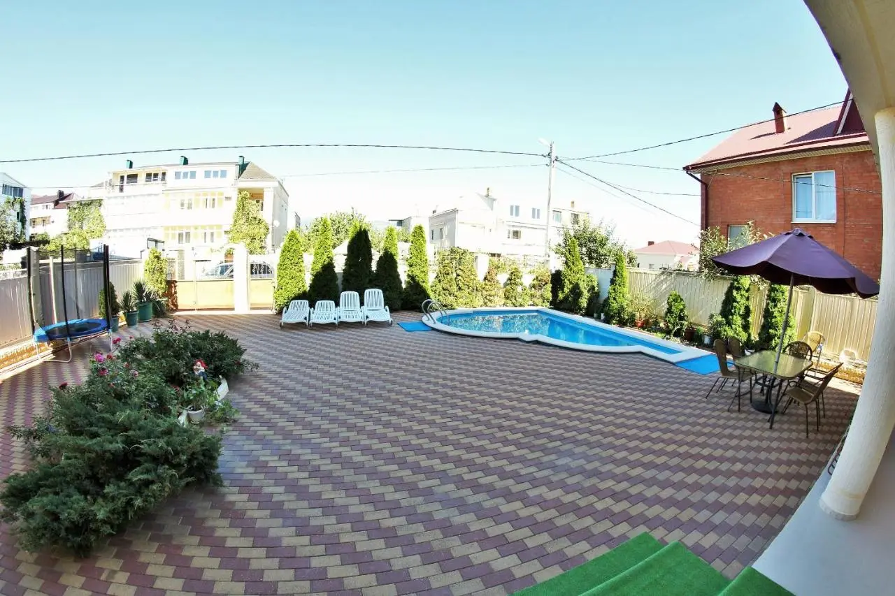 Геленджик: Guesthouse Dubrava