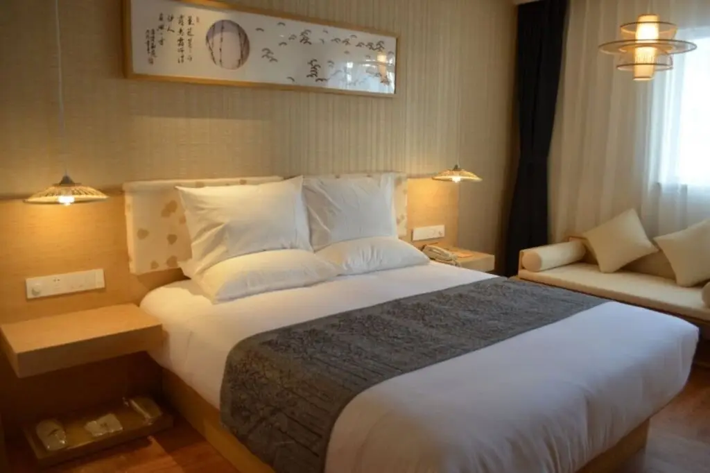 Далянь: Jianguo HIDDEN Hotel (Dalian Zhongshan Road Youhao Square)