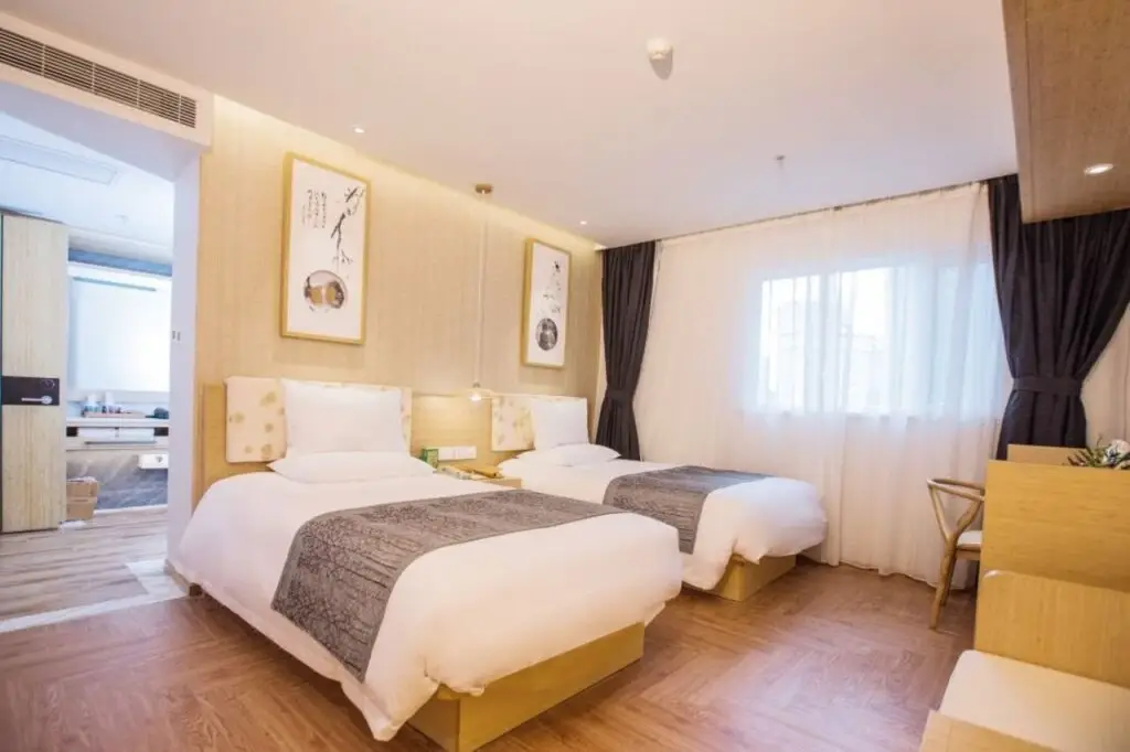 Далянь: Jianguo HIDDEN Hotel (Dalian Zhongshan Road Youhao Square)