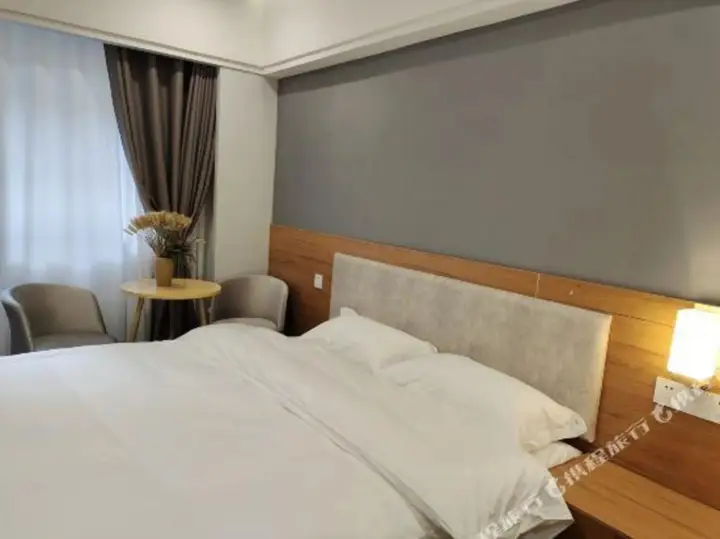 Чанчжоу: Huiyou Hotel, Fengxu Town, Linshui County