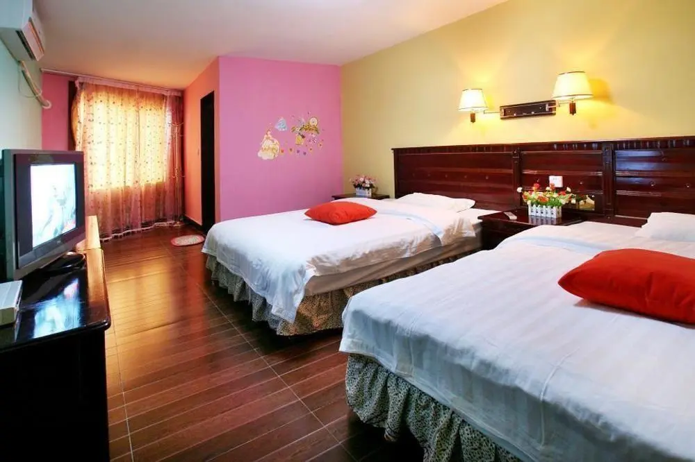 Яншо: Donkey Youyou Inn (Yangshuo West Street)