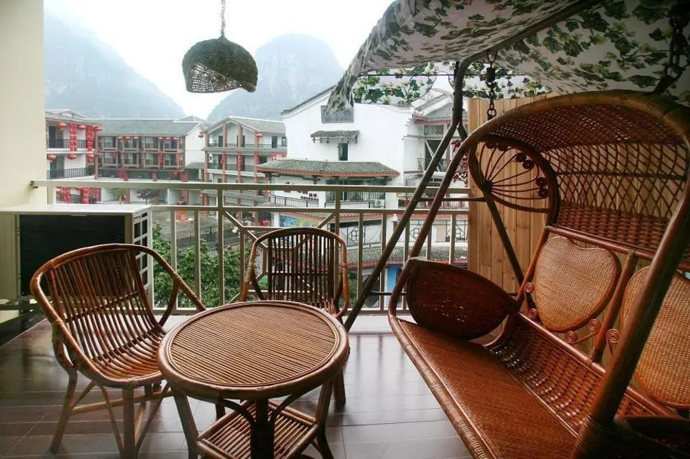 Яншо: Donkey Youyou Inn (Yangshuo West Street)