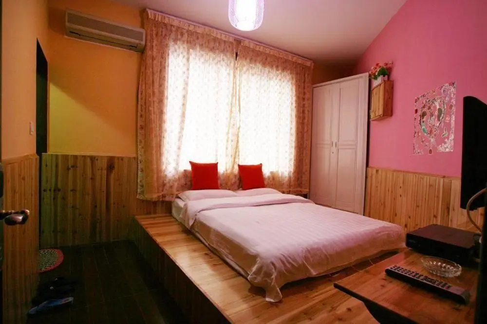 Яншо: Donkey Youyou Inn (Yangshuo West Street)