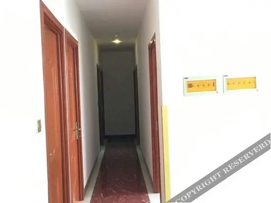 Линьи: Tangjia Hotel
