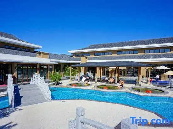 Далянь: Ming Lake International Hot Spring Ski Resort Hotel