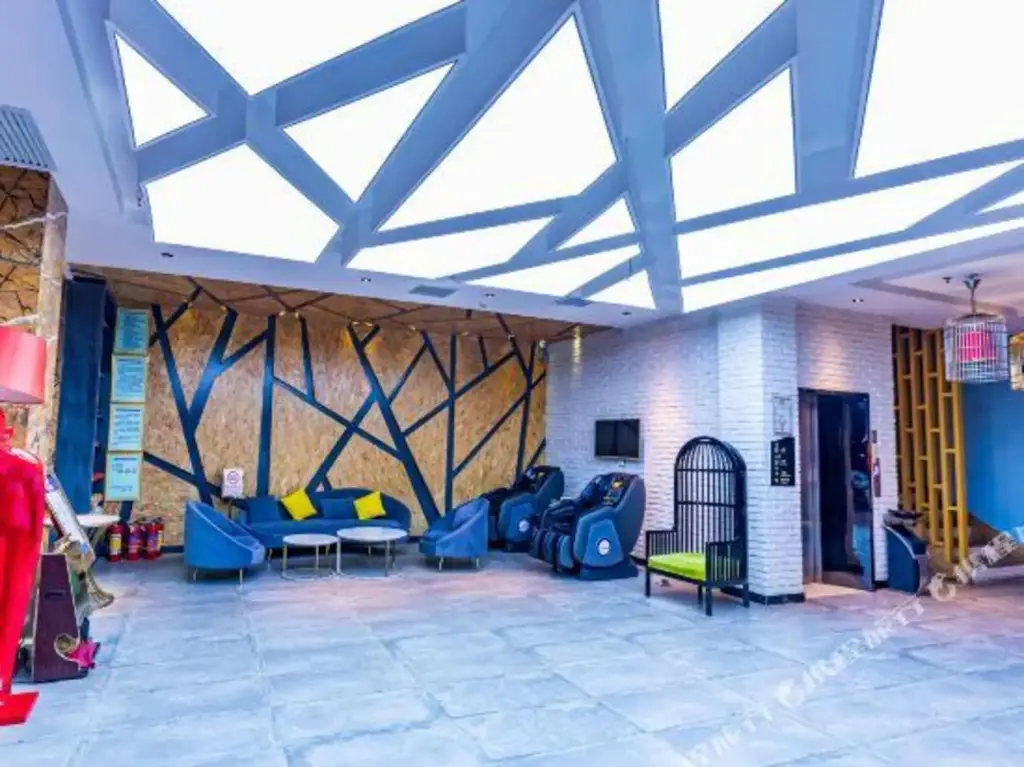 Чунцзо: Crown Plaza Hotel