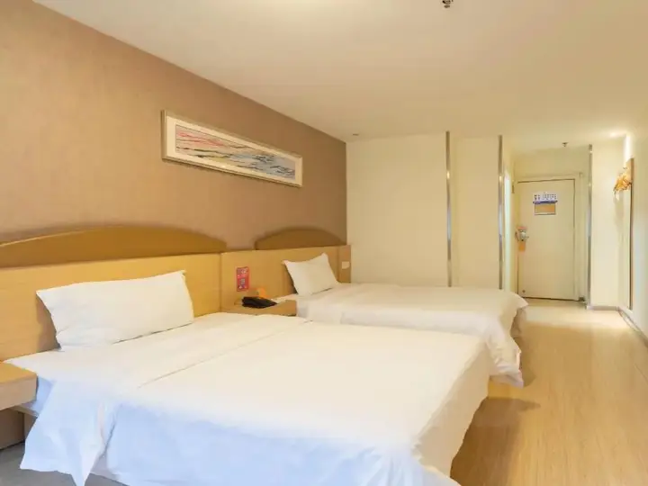 Чунцин: 7Days Inn Chain Hotel (Chongqing Shapingba Chongqing University)