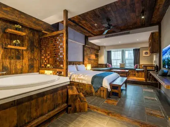 Гуйян: Chao Featured Hotel (Jiaxiulou Qingyun Market)