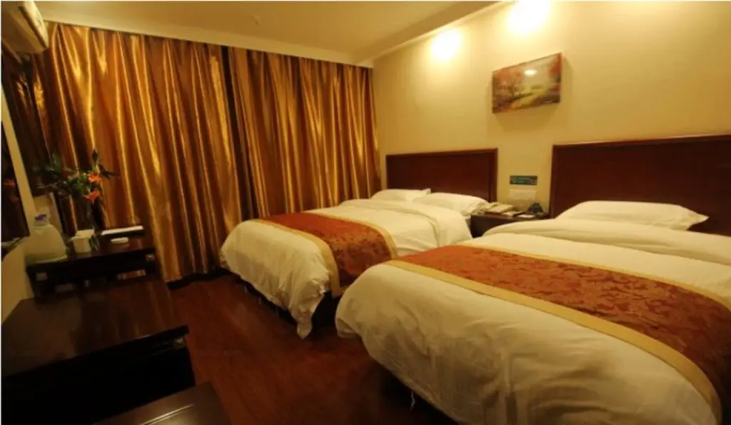 Чжанцзякоу: GreenTree Inn ZhangJiaKou North Zuanshi Road Yanchang Shell Hotel