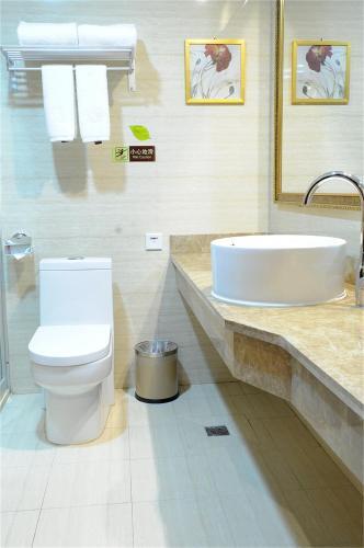 Дунгуань: Vienna International Hotel (Dongguan Chang'an North Station, Guangdong)