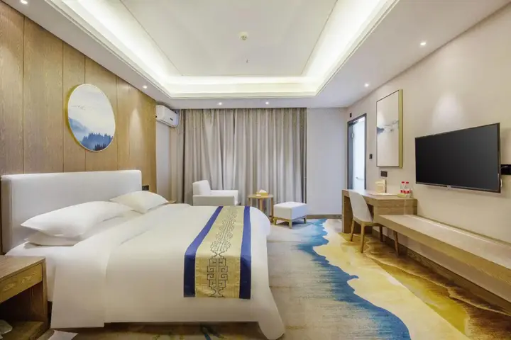 Хуаншань: Vienna Classic Hotel (South Gate of Mount Huang Scenic Area)