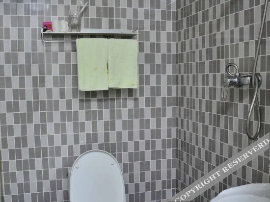 Далянь: Dalian Yijia Express Hostel