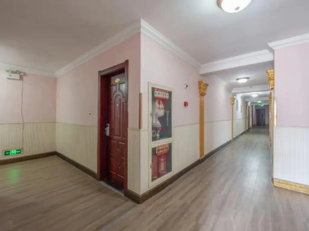 Нинбо: Nanyuan Inn (Ningbo Luotuo Cihai North Road)