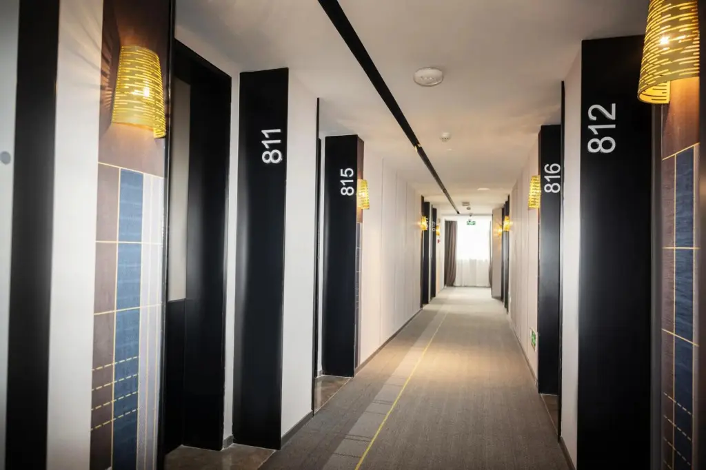 Чэнду: Home Inn Plus (Chengdu Sichuan University )