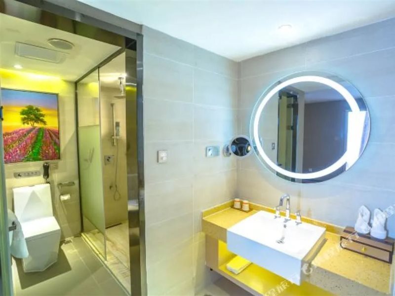 Гуйян: Lavande Hotel Guiyang Huaguoyuan Shopping Mall Branch