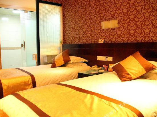 Иу: Jinding Hotel