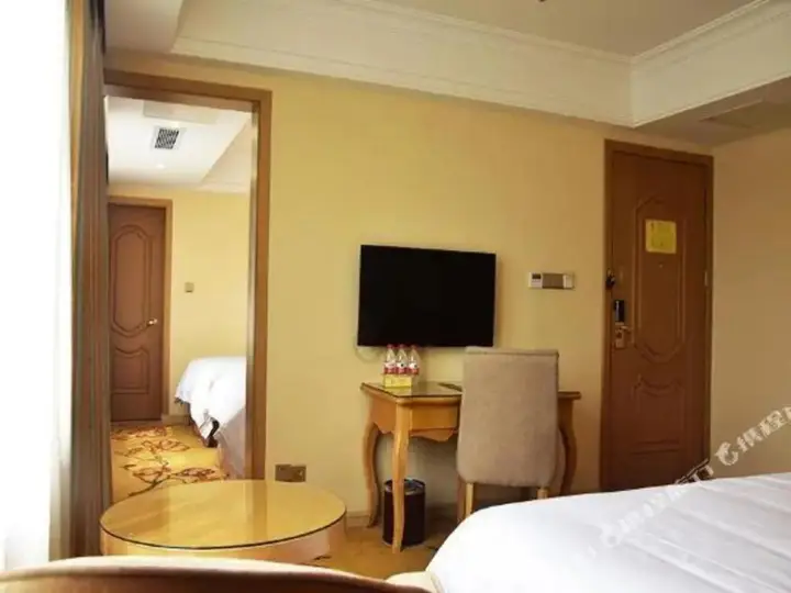 Шанхай: Vienna 3 Best Hotel (Shanghai Nanxiang Subway Station Branch)