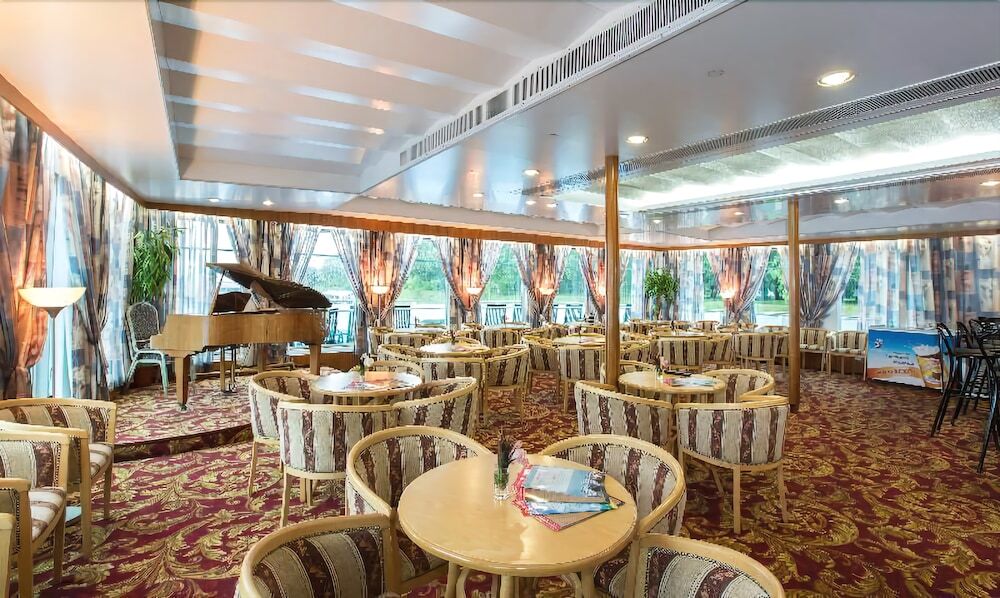 Москва: Hotel Flotel M.s. Radischev