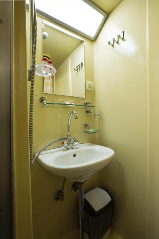 Москва: Hotel Flotel M.s. Radischev