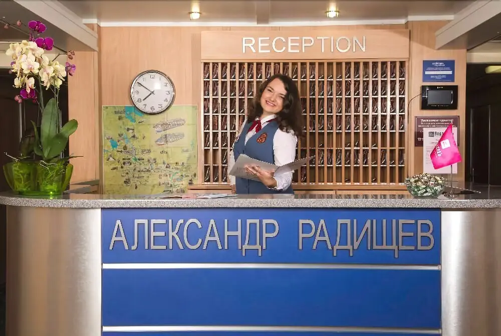 Москва: Hotel Flotel M.s. Radischev