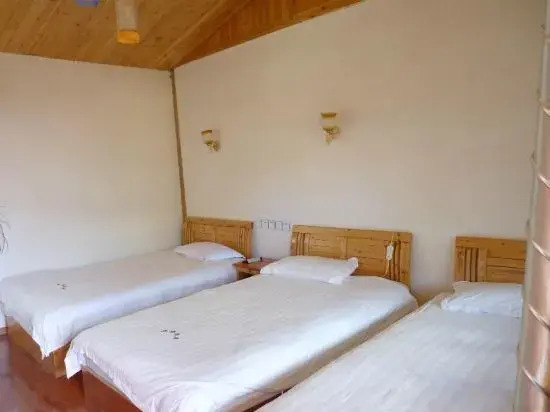 Лицзян: Lugu Lake Hualou Hotel