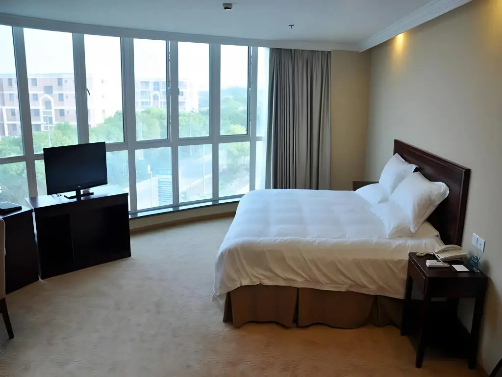 Шанхай: GreenTree Inn Shanghai Songjiang Xinqiao Jiuxin Road Express Hotel