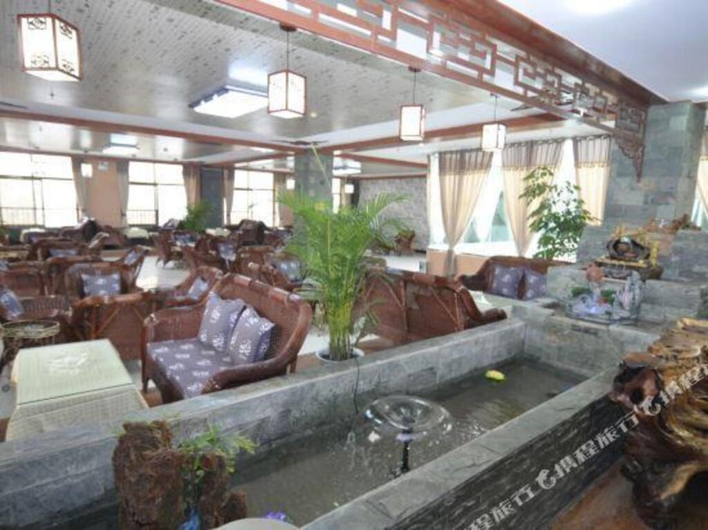 Панжихуа: Panbai Hotel