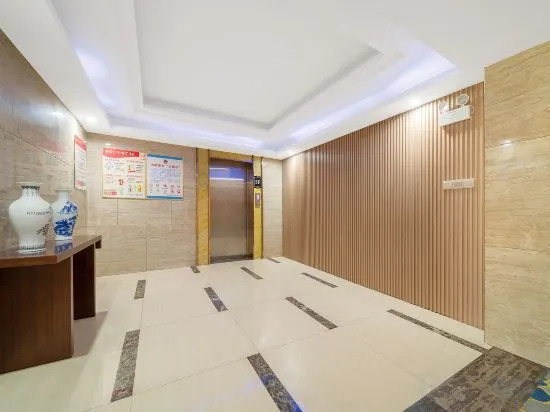 Сянфань: Shengjing Yijia Hotel (Gucheng Fanyang Road Underground Mall)