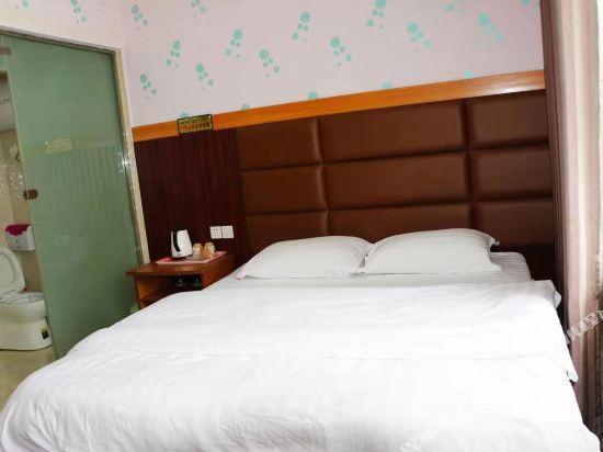 Ajian Express Hotel — фото 1