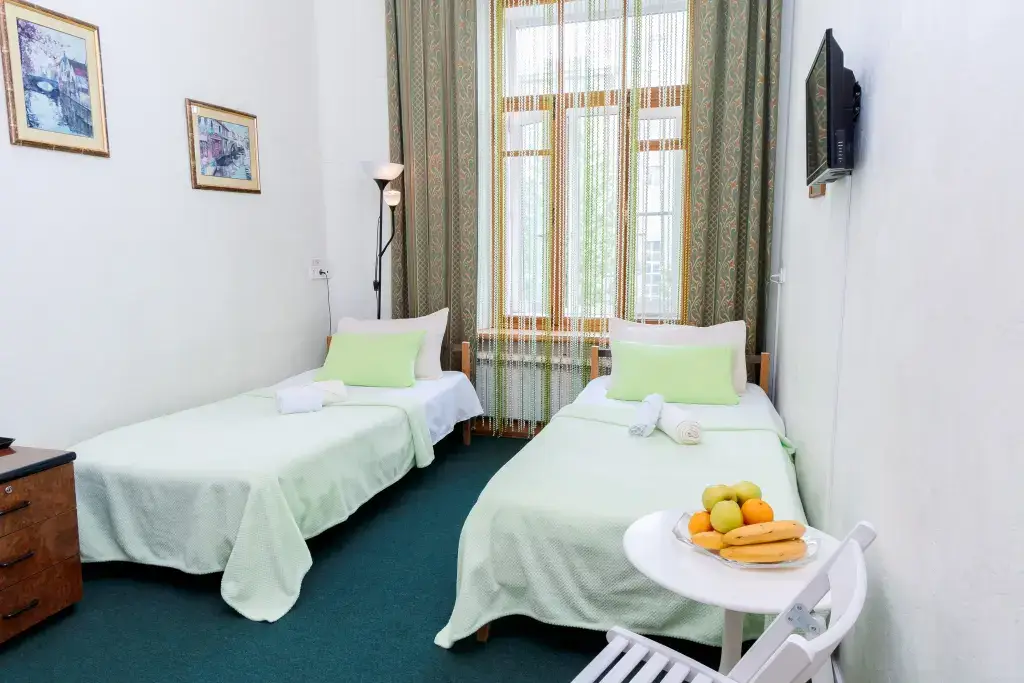 Москва: Меблированные комнаты Сердце на Тверской