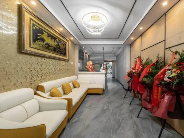Хайкоу: Jinjulai Film Hotel (Hainan University)